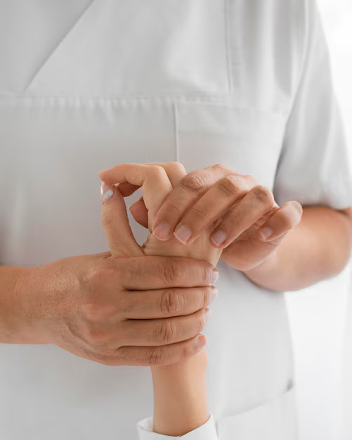 Wrist pain Treatment from Auto Accidents - Onkels Chiropractic - UT, USA